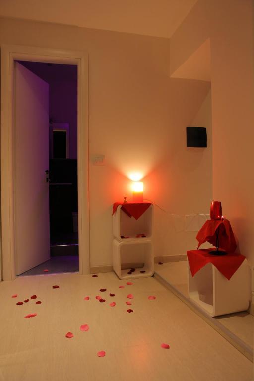Chroma Italy - Ena Guest House Bagian luar foto