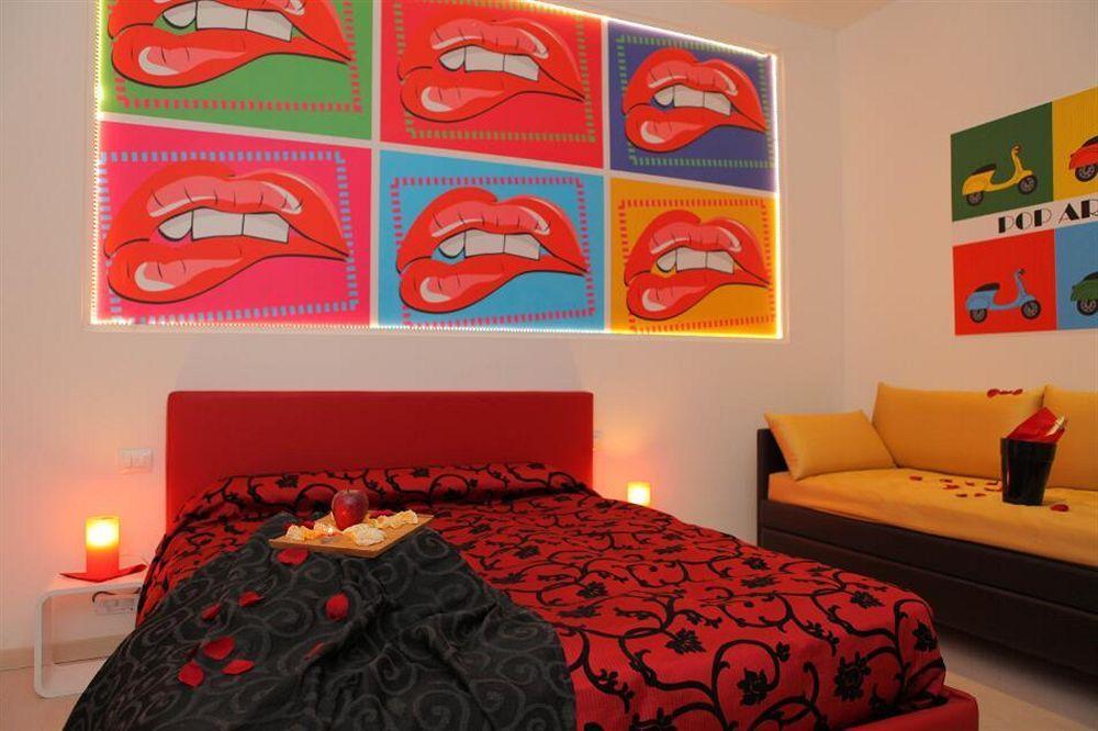 Chroma Italy - Ena Guest House Bagian luar foto